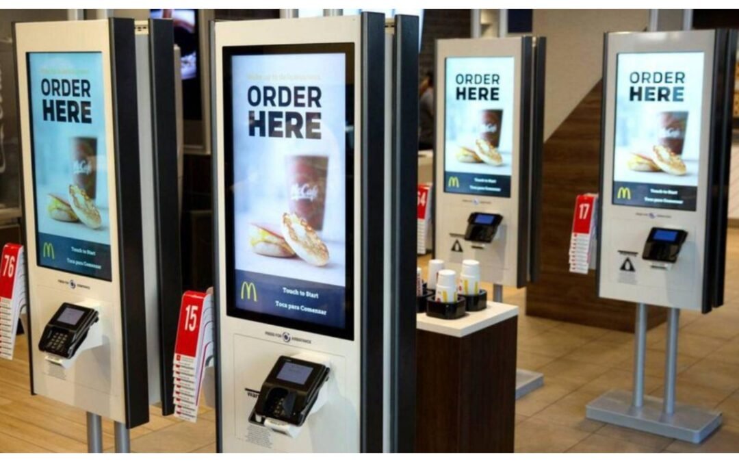 How Digital Kiosks are Revolutionizing Retail Sales in India & How to Choose the Right Information Kiosk for Your Business